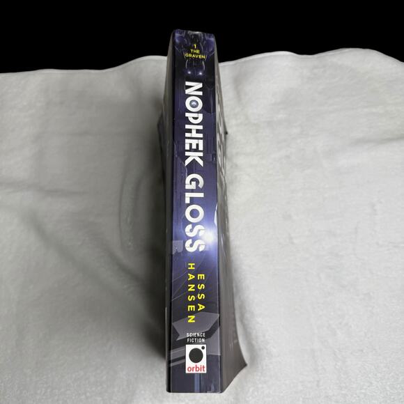 Nophek Gloss by Essa Hansen (2020) First Edition Trade Paperback Sci-Fi Novel - Picture 3 of 10